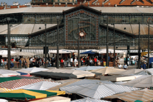 Scopri di più sull'articolo Quartiere Aurora di Torino: tra cultura e integrazione