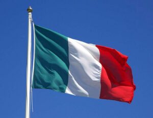 Scopri di più sull'articolo Arezzo Festa della Mamma e del Papà un istituto le abolisce