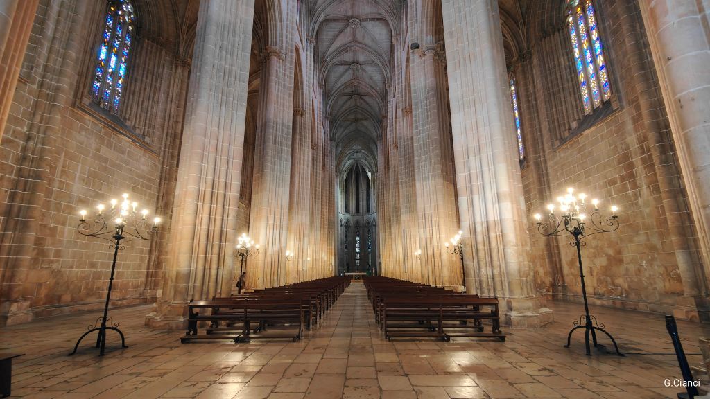 Monastero di Batalha – Il capolavoro gotico che ti lascia senza fiato. La navata centrale - Foto di Giuseppe Cianci